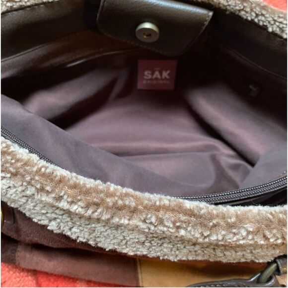 The Sak Dominique Nuetral Multi Shoulder Bag - Picture 4 of 5